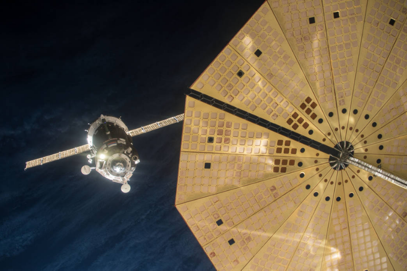soyuz iss docking